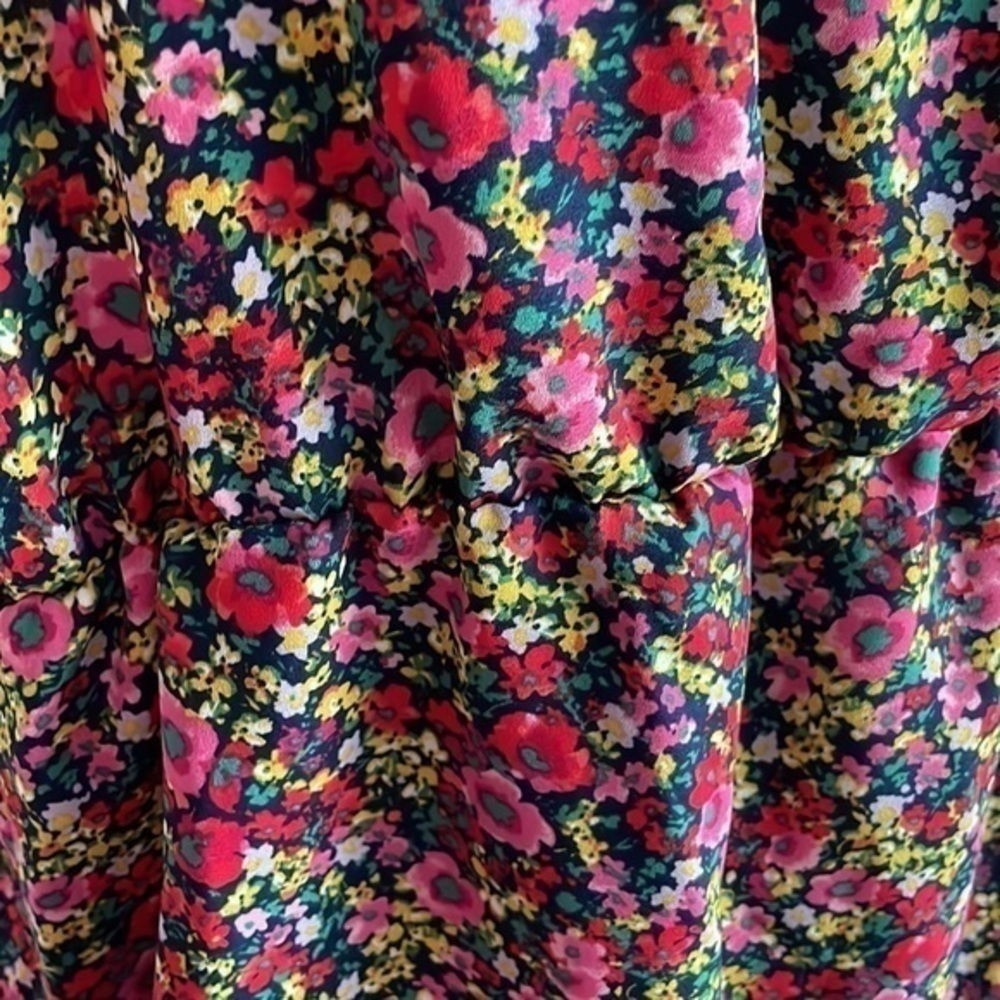 Bobeau top size 1X floral hundred percent polyester blouse - Picture 3 of 7